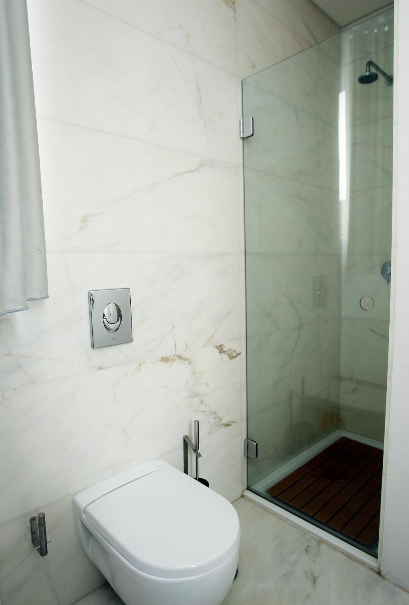 Atlantic House Apartment ปอนตาเดลกาดา ภายนอก รูปภาพ