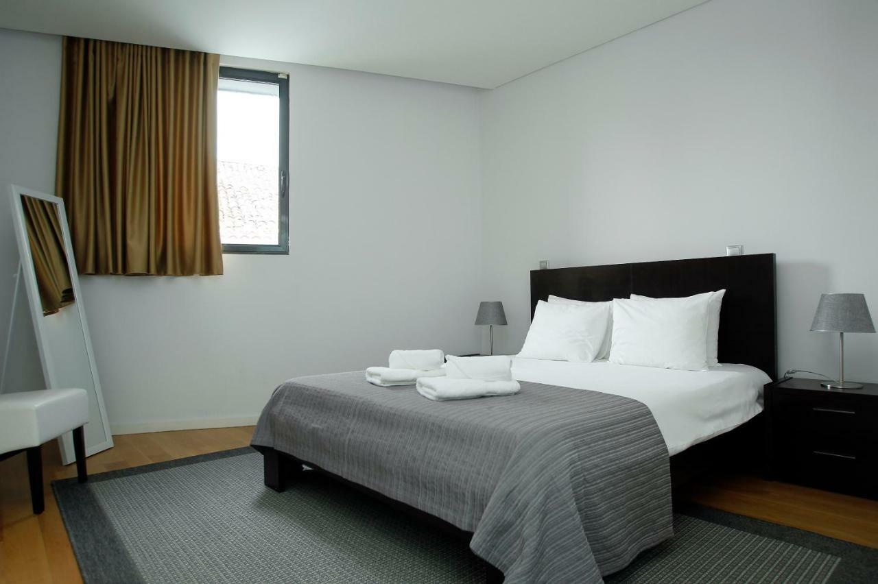 Atlantic House Apartment ปอนตาเดลกาดา ภายนอก รูปภาพ